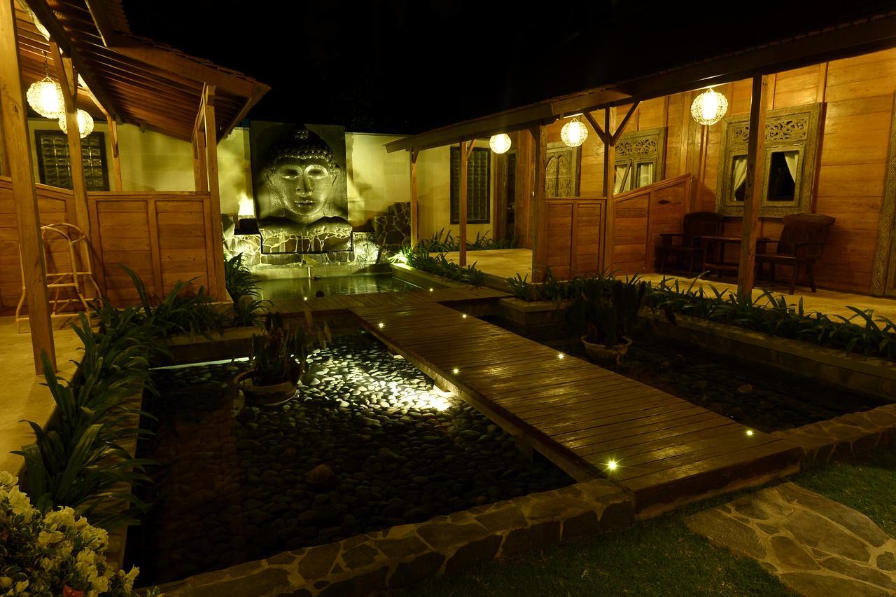 Benthos Bali Dive Resort Candidasa Exterior foto